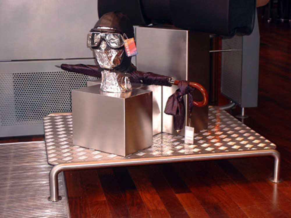 BV：Mercedes Benz · Kurfürstendamm 203‑205 · 10719 Berlin‑Charlottenburg